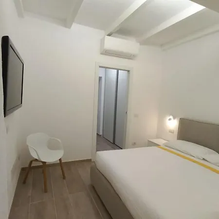 Downtown Area Exclusive Apartman Olbia